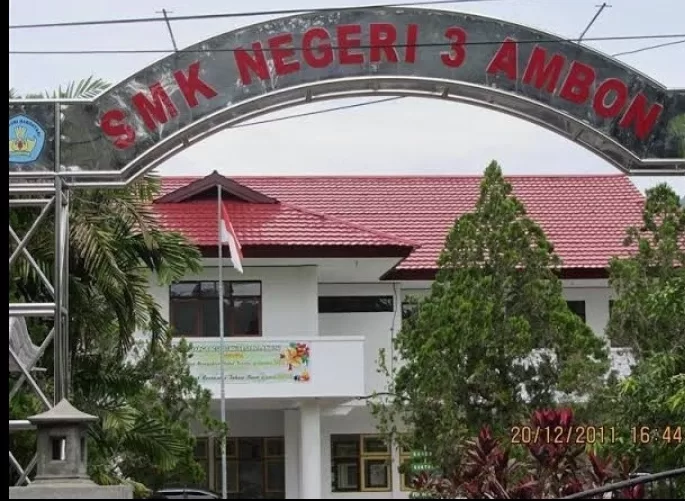 Korupsi + Pungli Merajalela Jaksa  Diminta Segera Tangkap Kepsek & Bendahara SMK Negeri 3 Ambon